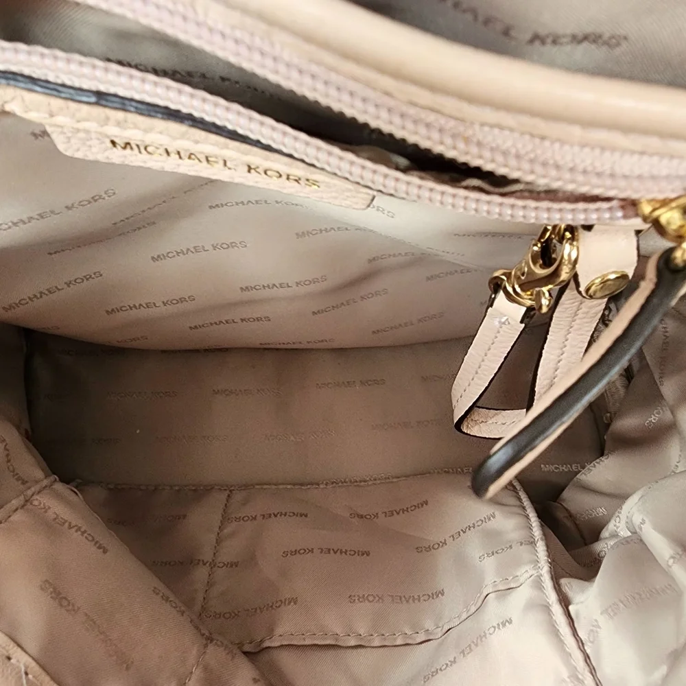Michael Kors Rhea Zip Medium Size Backpack Soft Pink‎ Leather Blush